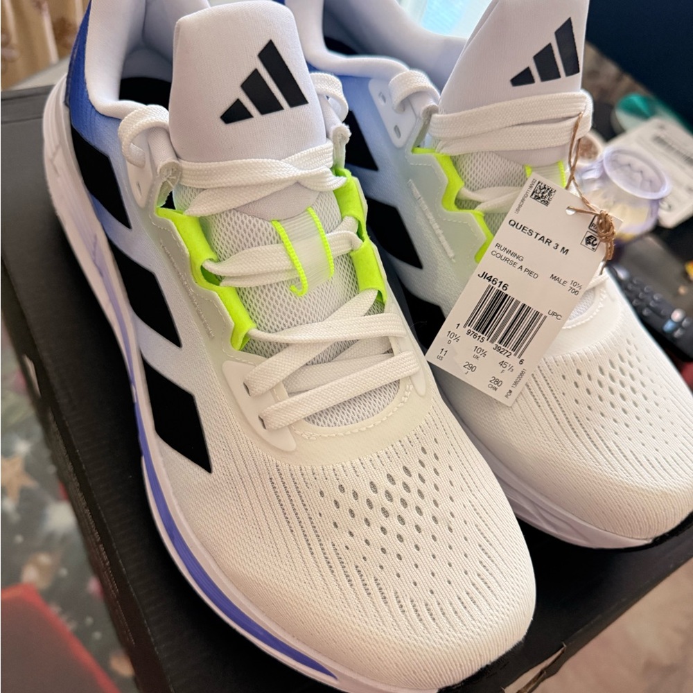 Adidas Questar 3 running sneakers White and Lime Green Sneakers size 12 or 28cm - Picture 5 of 12